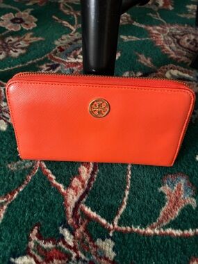 Tory Burch Orange Leather Continental Zip Wallet with Gold Logo
